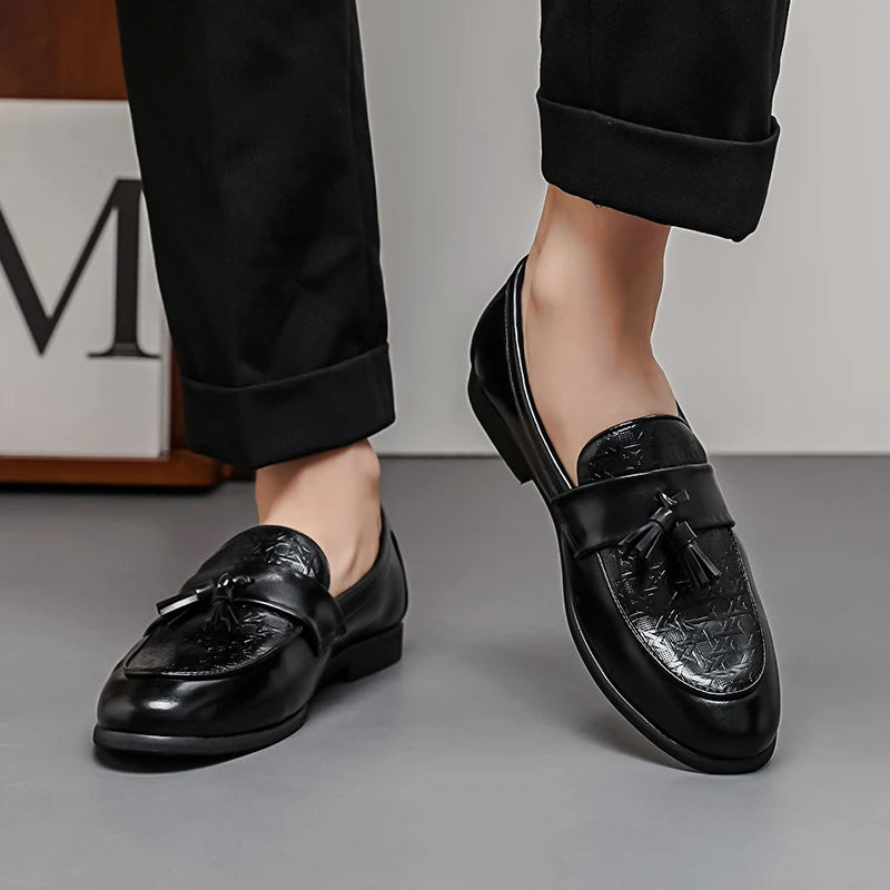 Carvetti Elegant Tassel Loafers