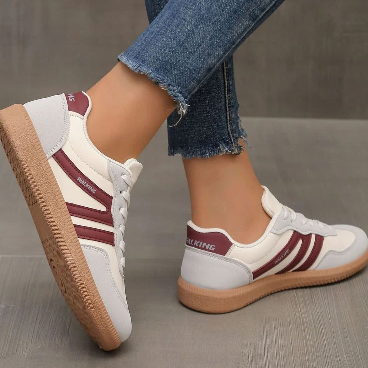 Carly Wide Toe Box Cushioned Orthopedic Sneakers_13