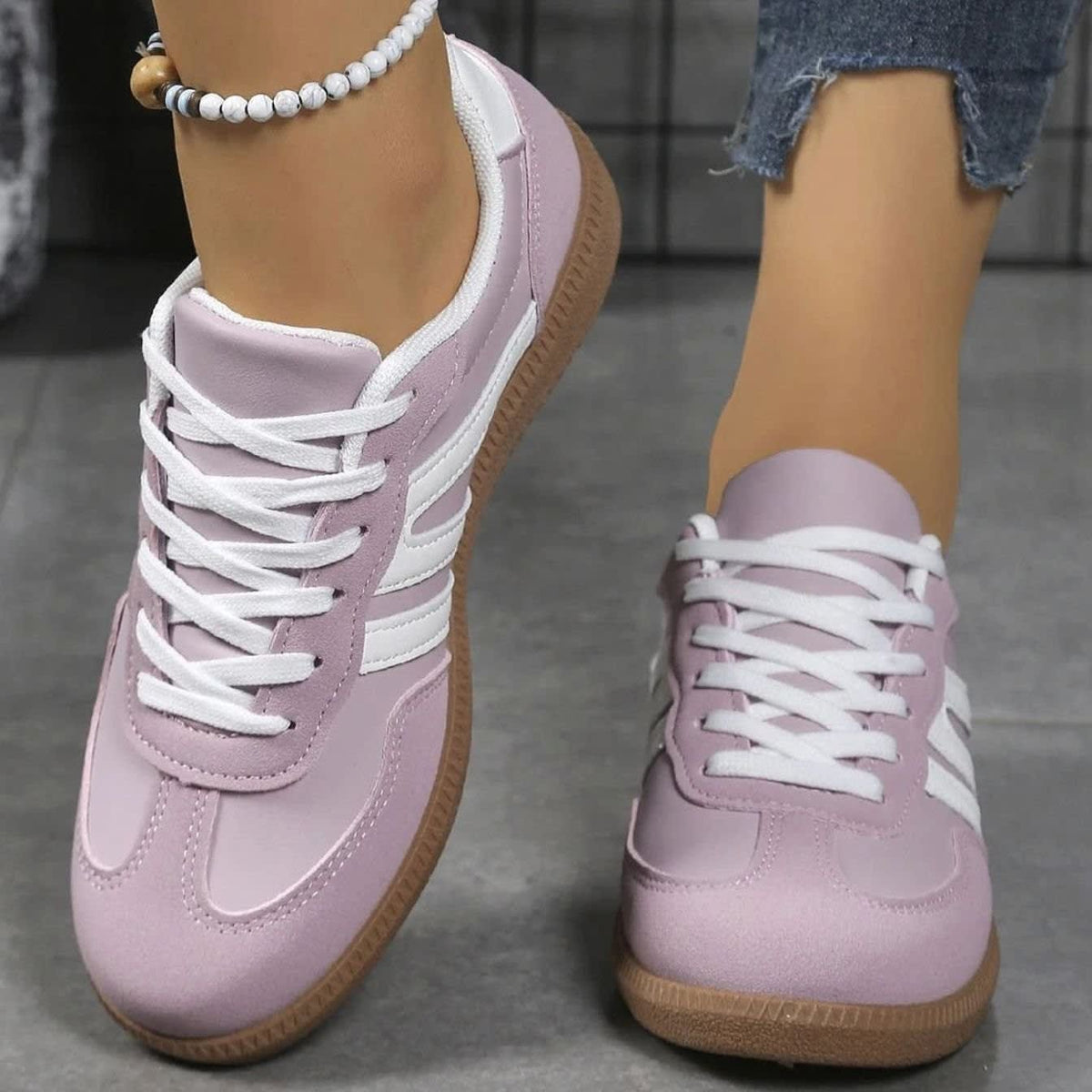 Carly Wide Toe Box Cushioned Orthopedic Sneakers_23