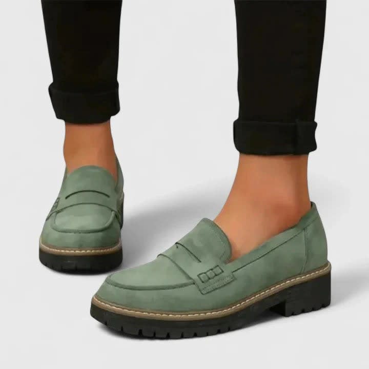 Paula Cushioned Lug Sole Orthopedic Loafers_5