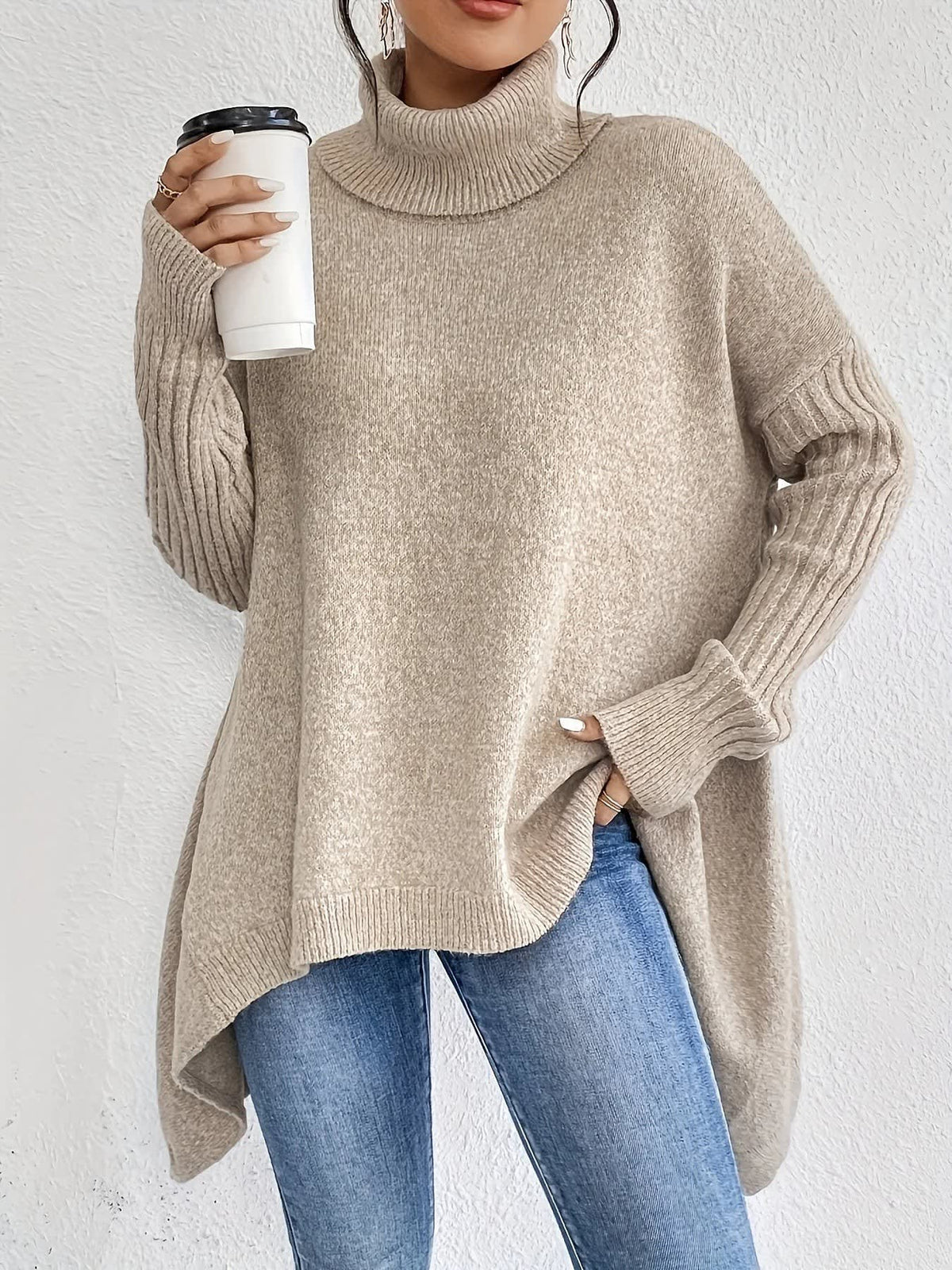 Solveig Oversized Turtleneck Sweater_5