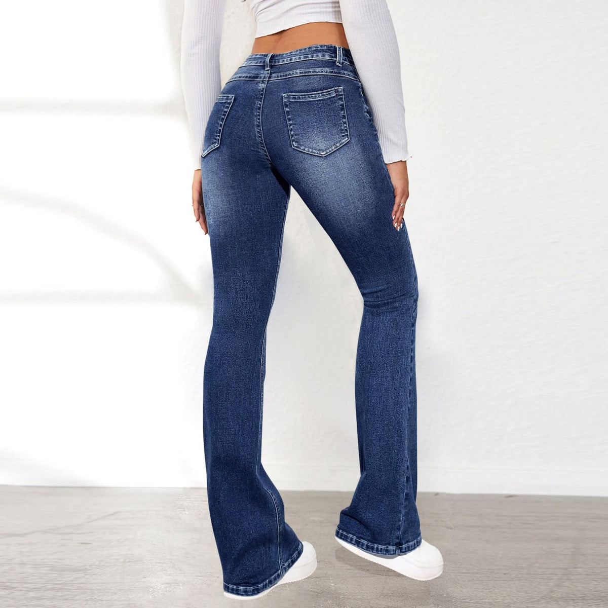 Amara Medium Wash High Waist Flared Jeans_3