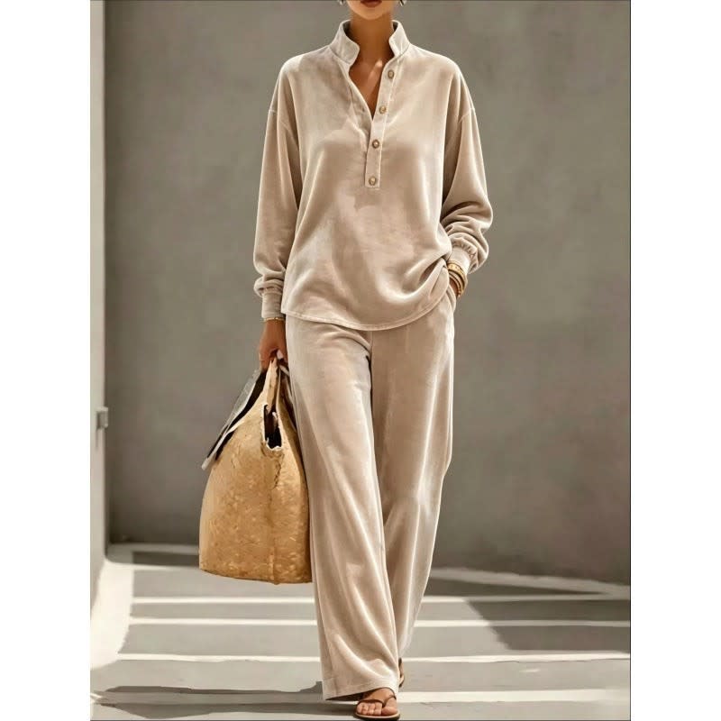 Ida Velour Lounge Set with Wide Leg Pants_6