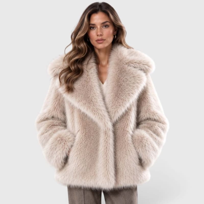 Angelina Plush Faux Fur Short Coat_1