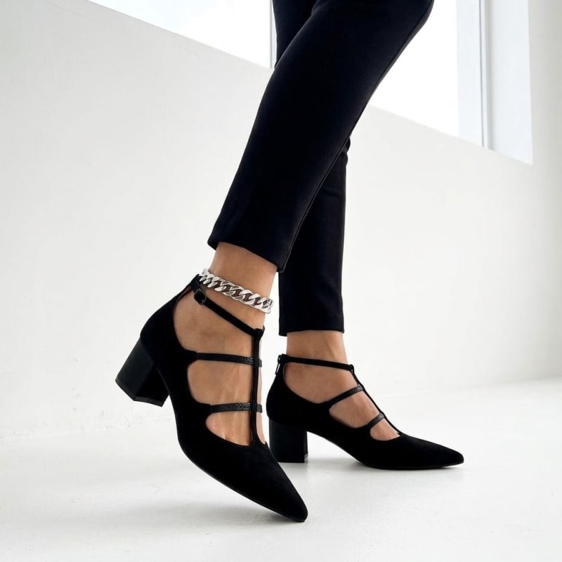 Greta Strappy Pointed Toe Block Heels_1