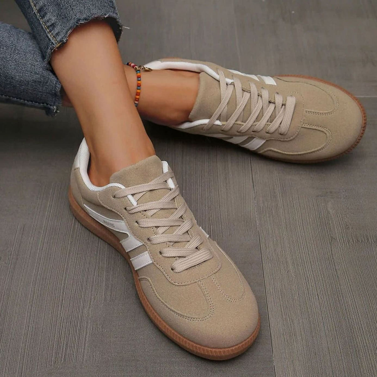Carly Wide Toe Box Cushioned Orthopedic Sneakers_2