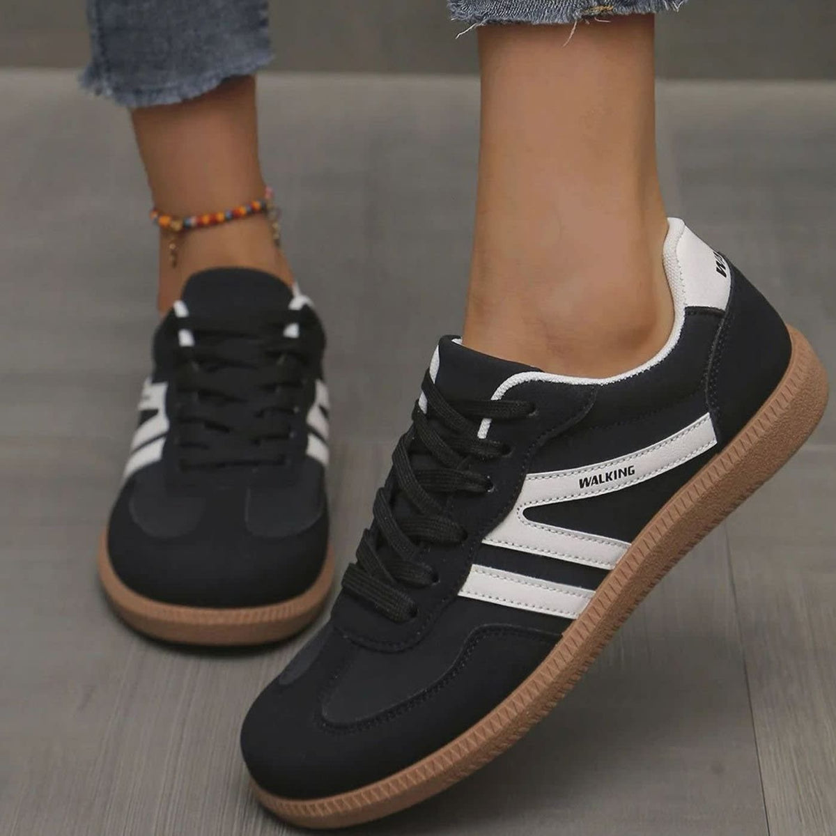 Carly Wide Toe Box Cushioned Orthopedic Sneakers_6
